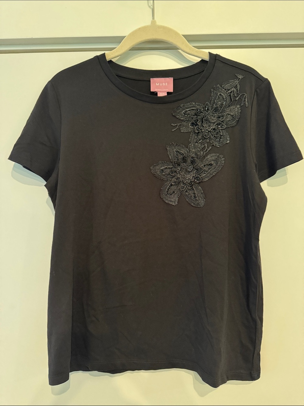 Muse Embellished Tee Shirt Size M